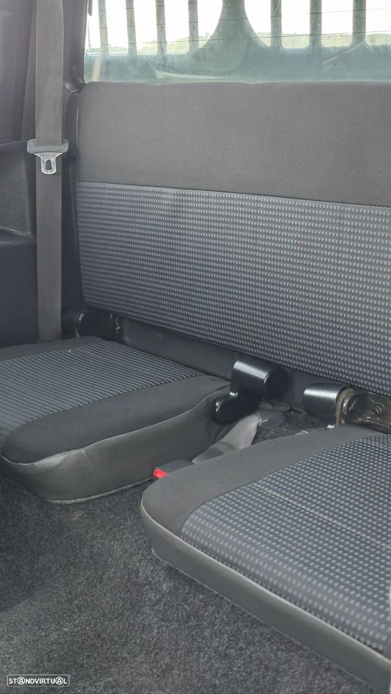Mitsubishi L200 2.5 TD - 11