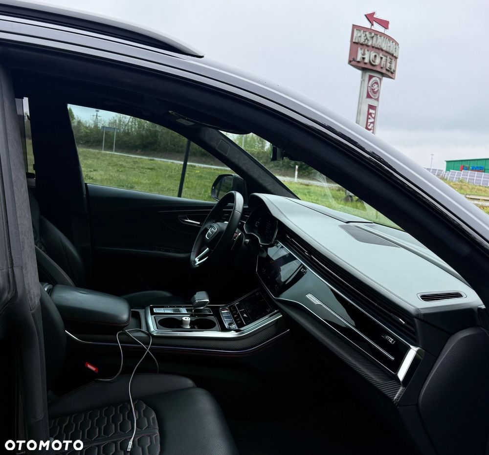 Audi RS Q8 - 11
