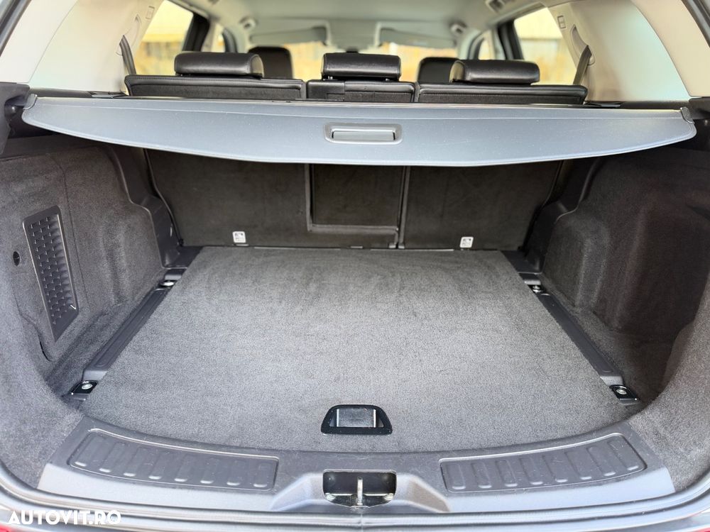 Land Rover Discovery Sport 2.0 l TD4 HSE Luxury Aut. - 16