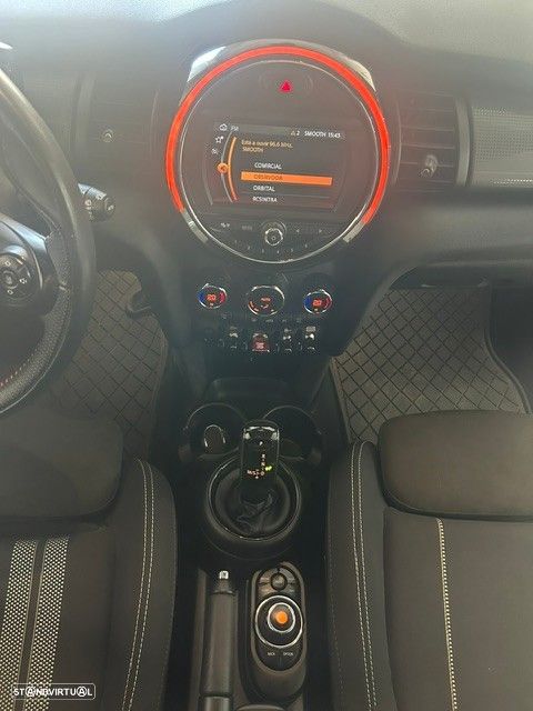 MINI Clubman Cooper Sport Edition Auto - 19
