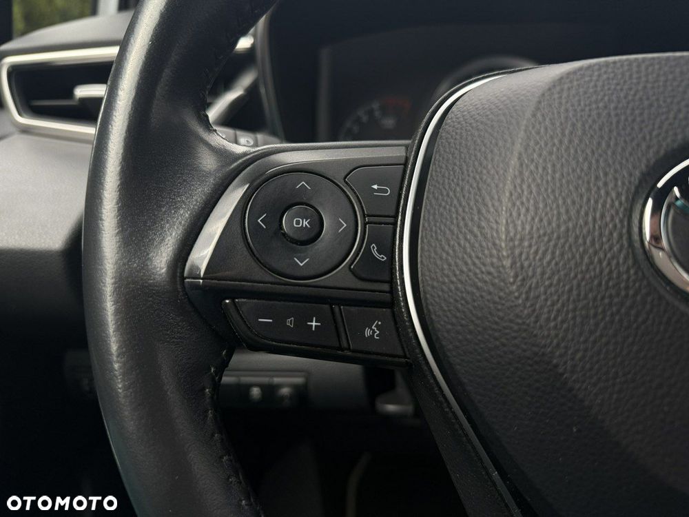 Toyota Corolla 1.8 Hybrid Comfort - 22