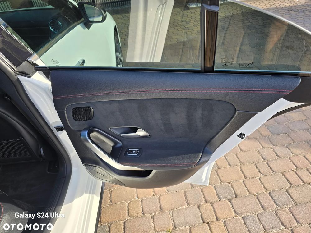 Mercedes-Benz CLA 200 7G-DCT AMG Line Advanced Plus - 31