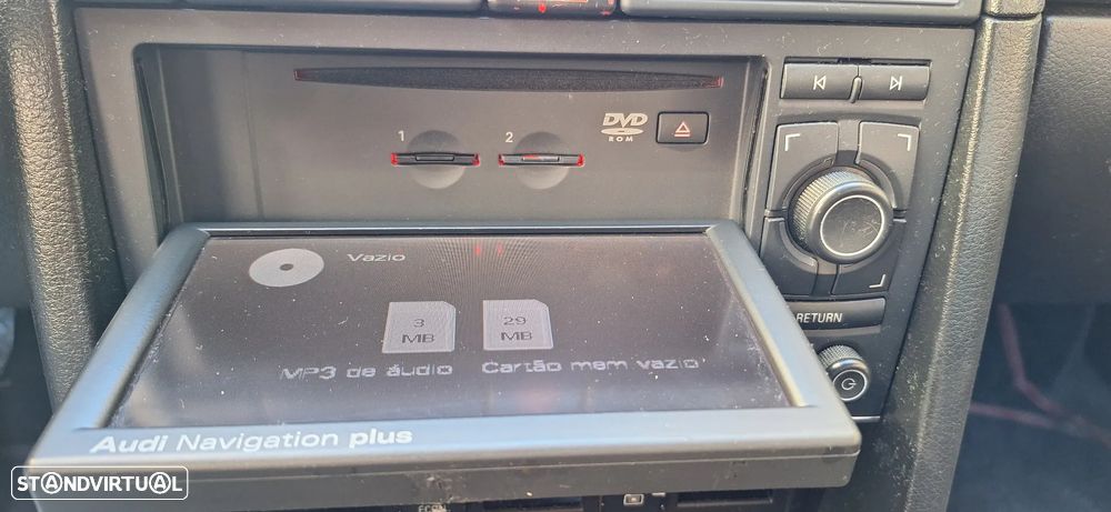 Audi A4 2.5 TDI quattro - 21