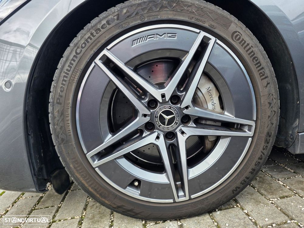 Mercedes-Benz C 300 d AMG Line - 23