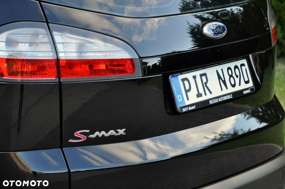 Ford S-Max - 16