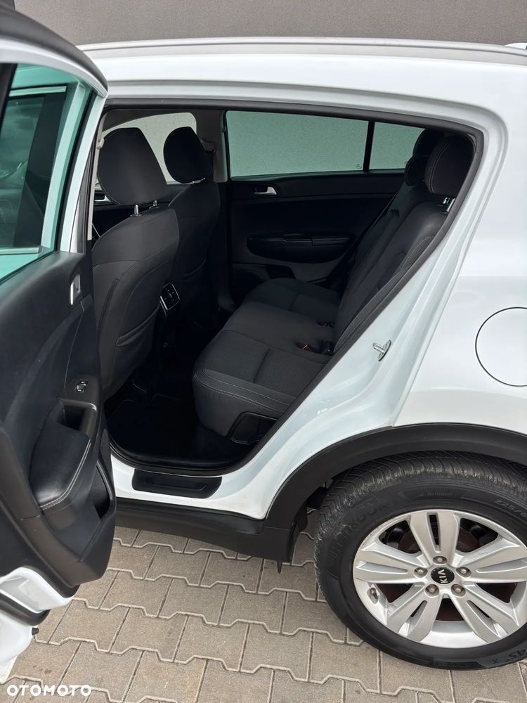 Kia Sportage 2.0 CRDI 4WD Dream-Team Edition - 14