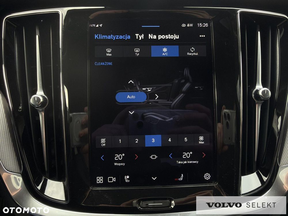 Volvo V60 Cross Country - 24