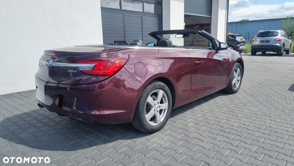 Opel Cascada 1.6 T Cosmo S&S - 2