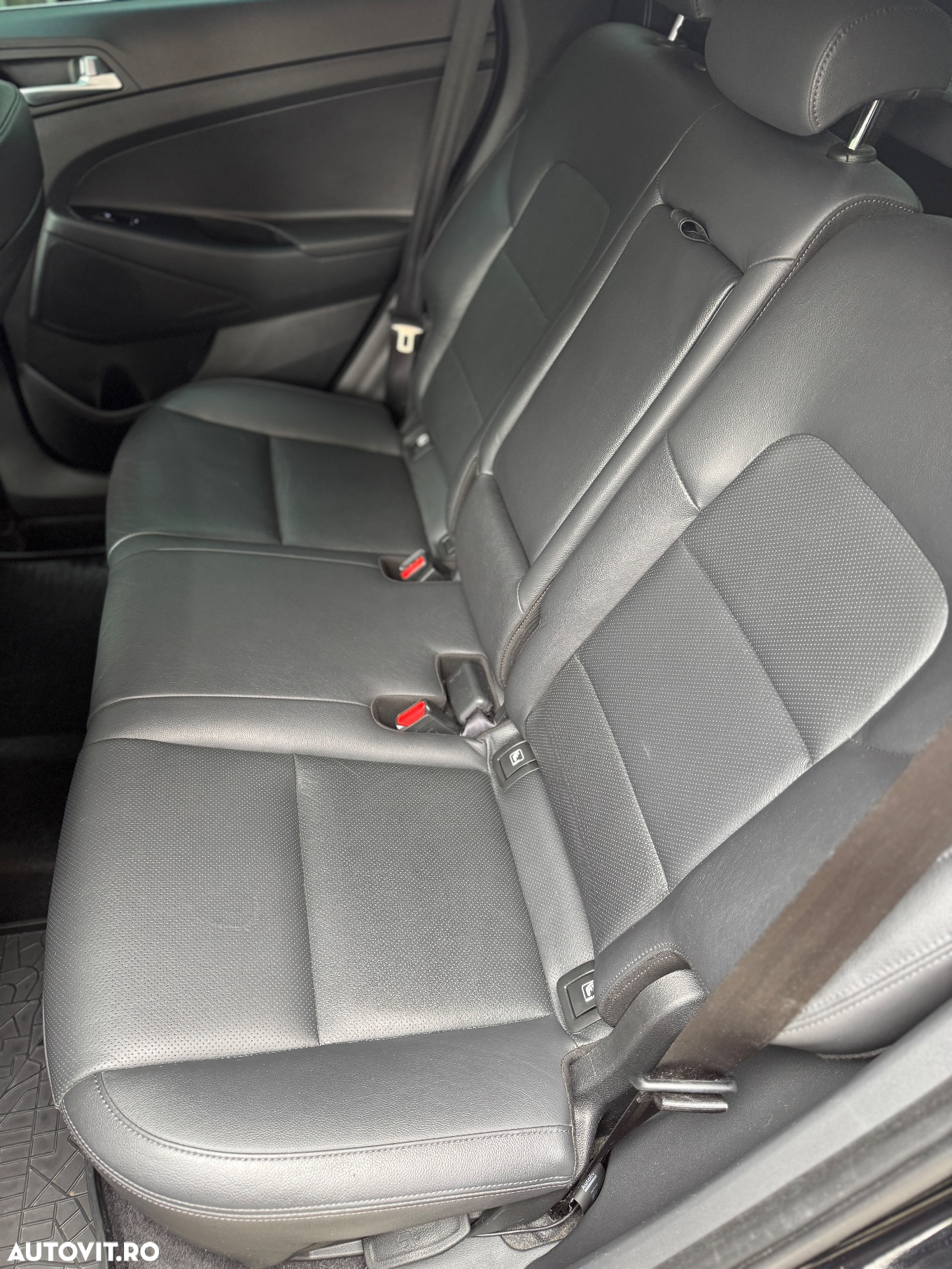 Hyundai Tucson 2.0 CRDI 4WD 6AT Luxury Pack+ - 13