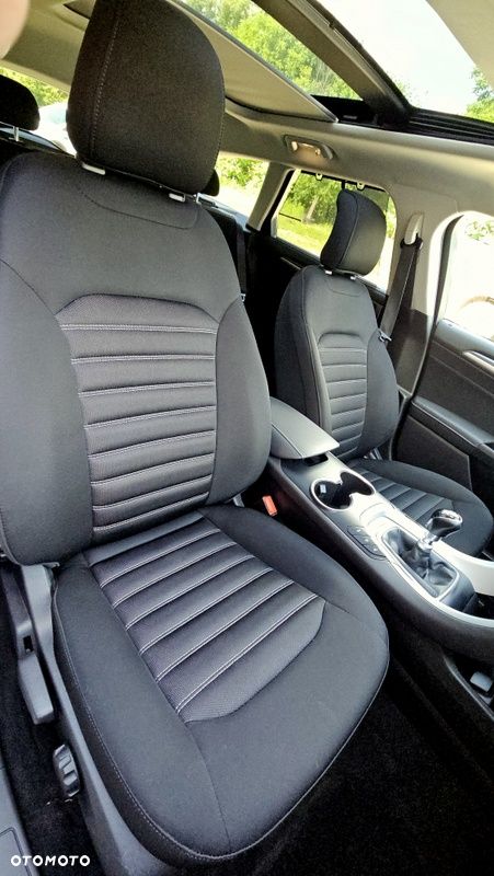 Ford Mondeo 2.0 TDCi Titanium - 24