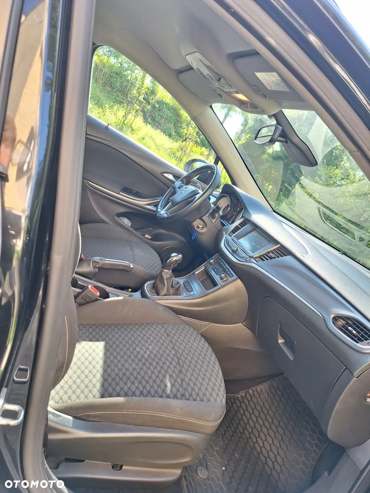 Opel Astra 1.6 CDTI Dynamic S&S - 7