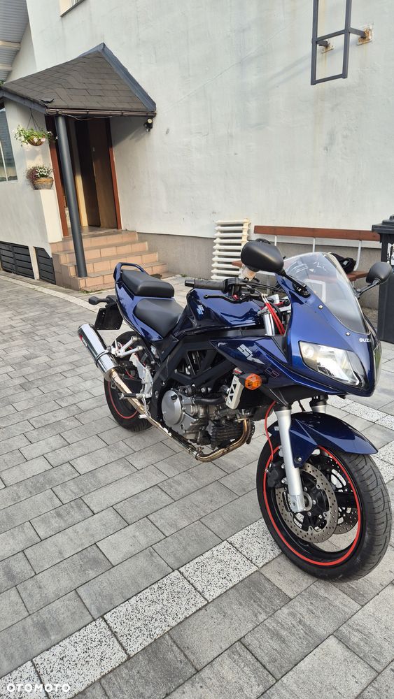 Suzuki SV - 8