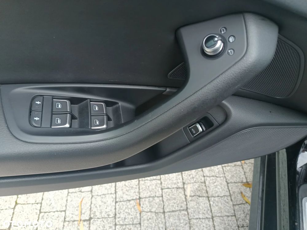 Audi A6 Avant 2.0 TDI Ultra S tronic - 26