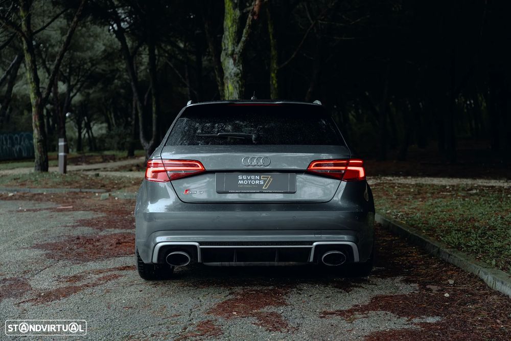 Audi RS3 Sportback 2.5 TFSI quattro S tronic - 17