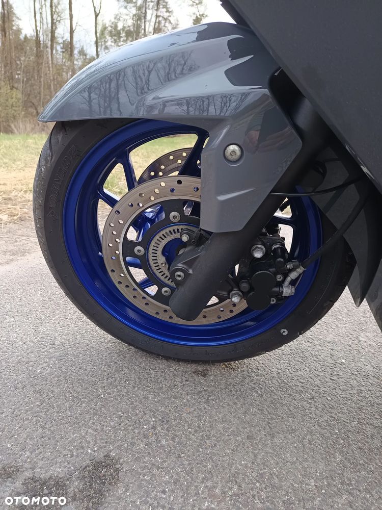 Suzuki Burgman - 6