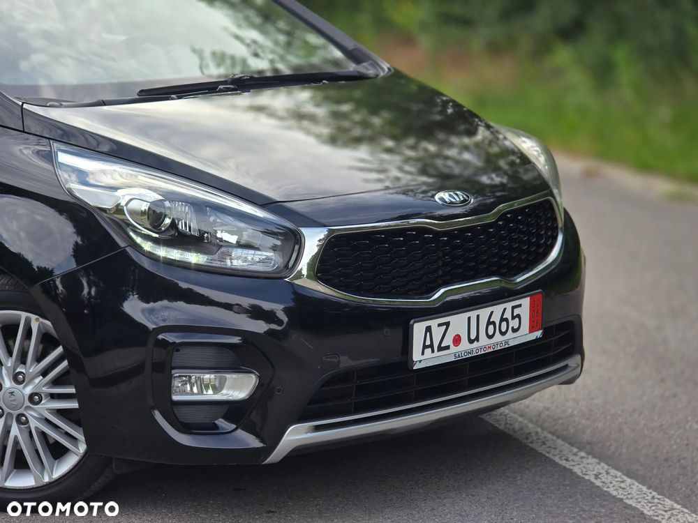 Kia Carens 1.7 CRDi L 7os - 34