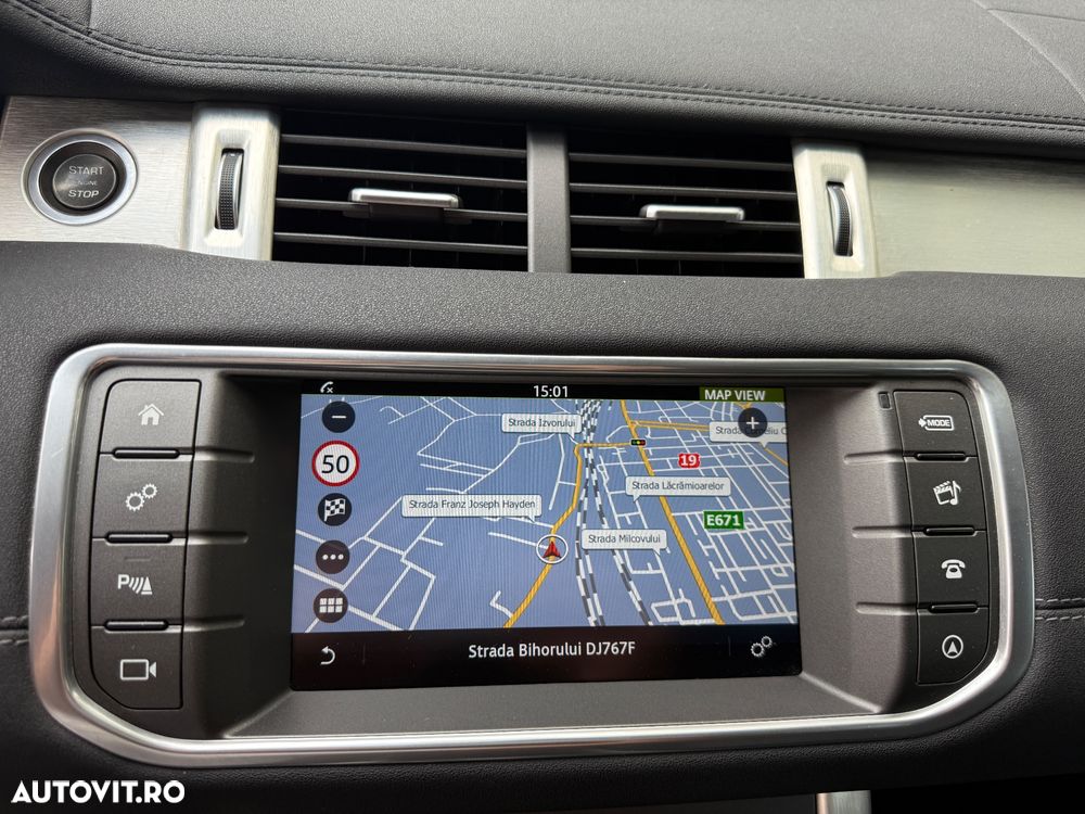 Land Rover Range Rover Evoque - 16