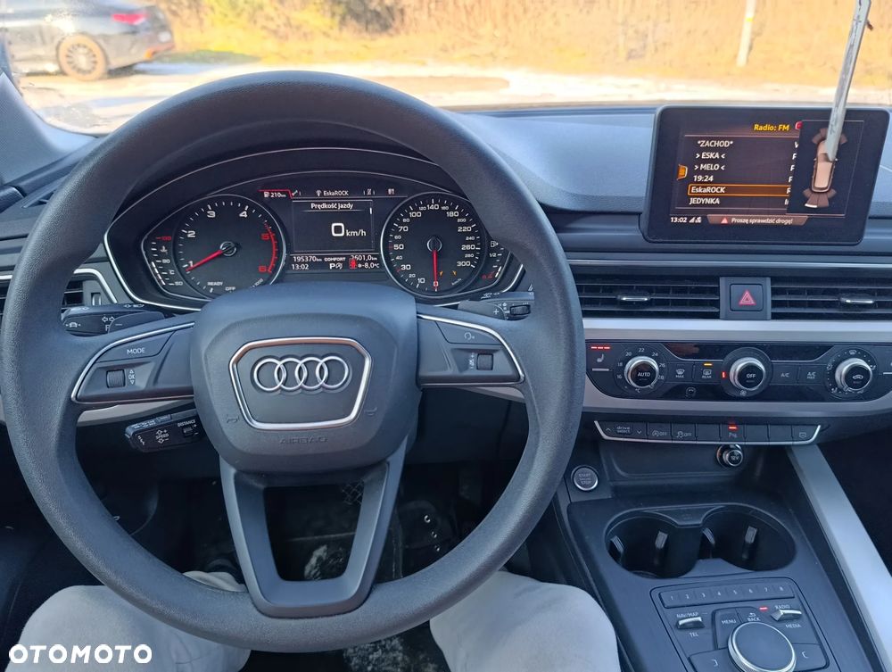 Audi A4 Avant 40 TDI S tronic - 19