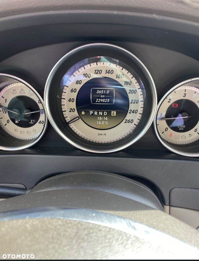 Mercedes-Benz C-Class 2011 photo 5
