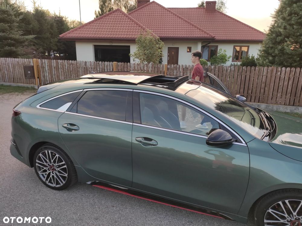 Kia ProCeed 1.6 T-GDI GT DCT - 28