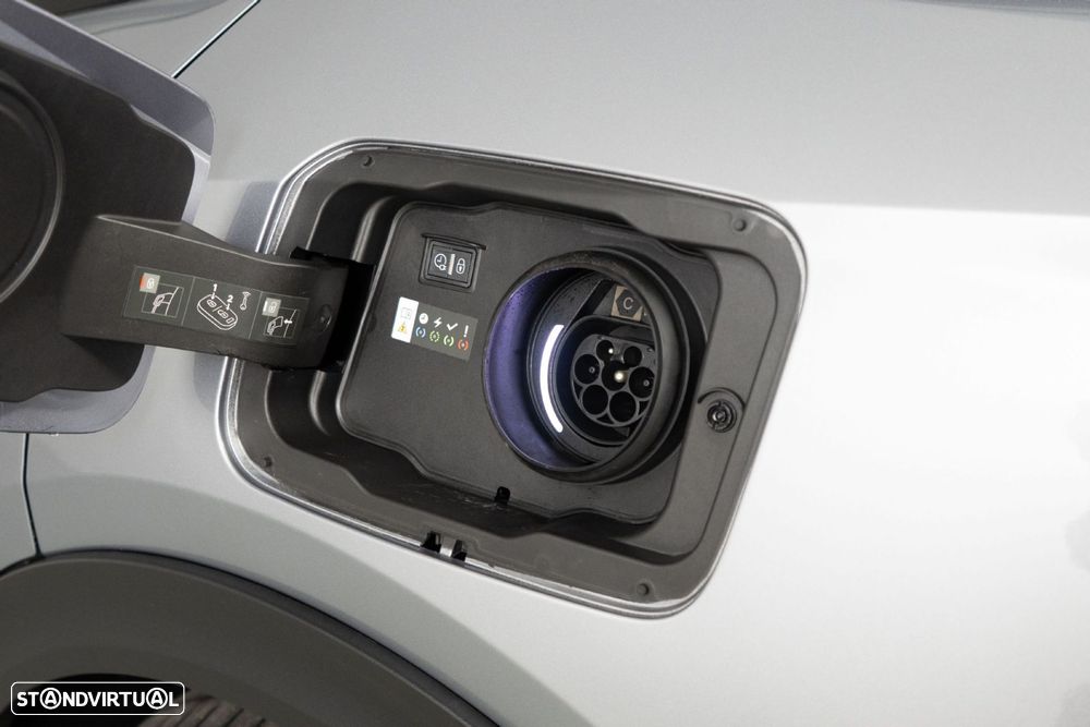 Peugeot 408 1.6 Hybrid Allure Pack e-EAT8 - 16