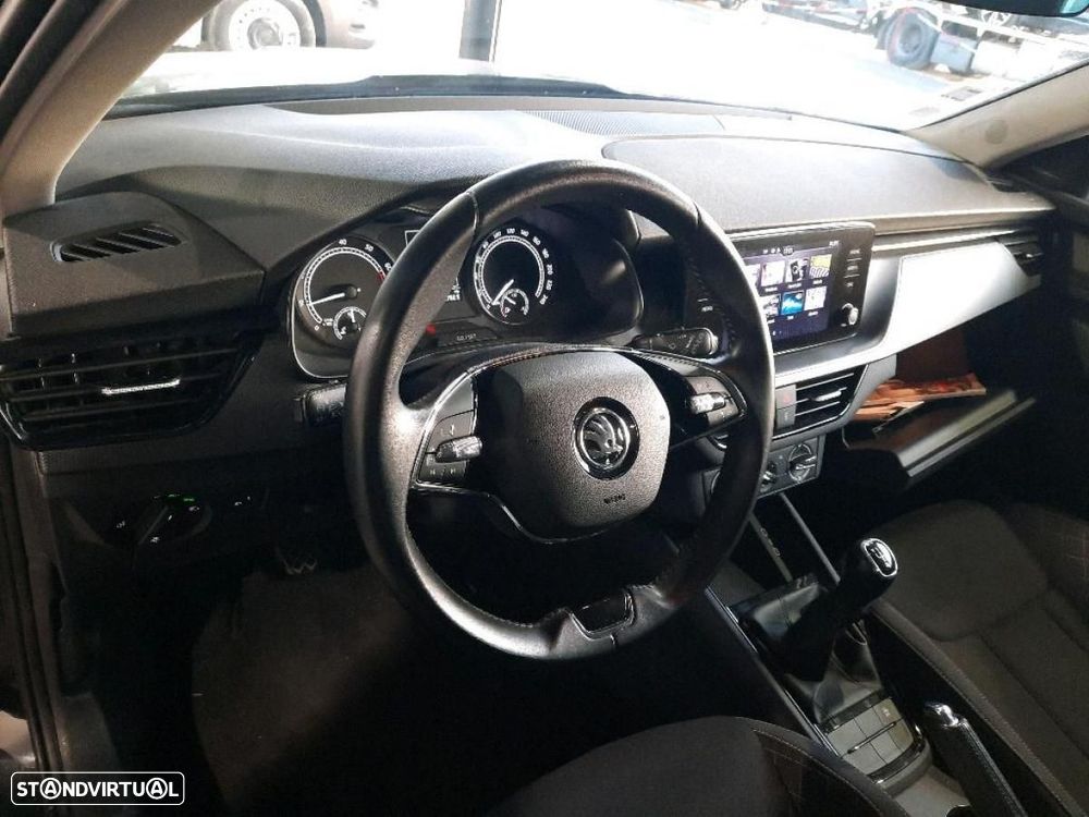 Skoda Kamiq 1.0 TSI - 3