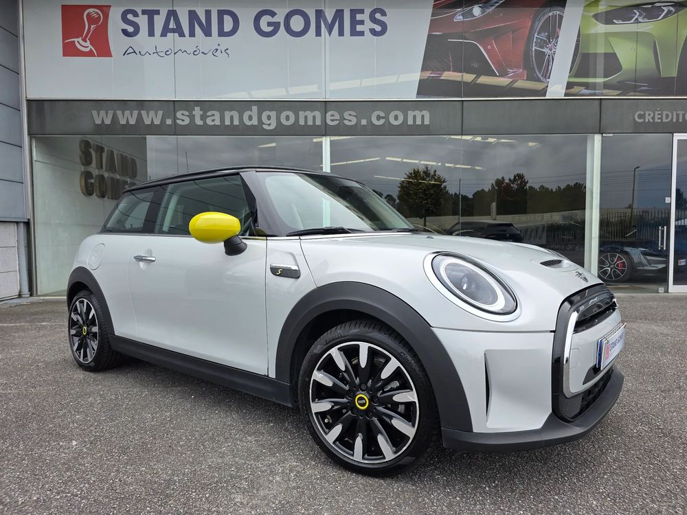 MINI 3 Portas Cooper SE Classic