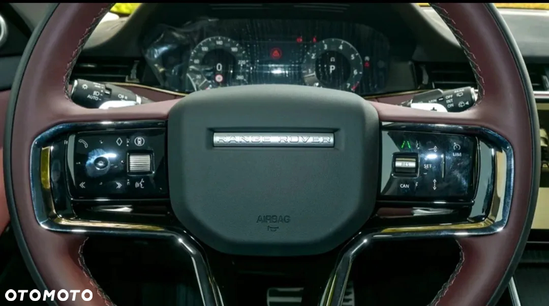 Land Rover Range Rover Evoque P250 Dynamic HSE - 11