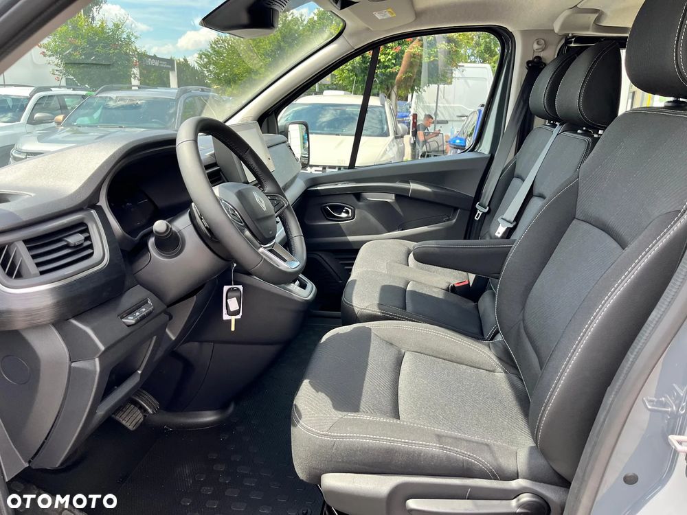 Renault Trafic - 23