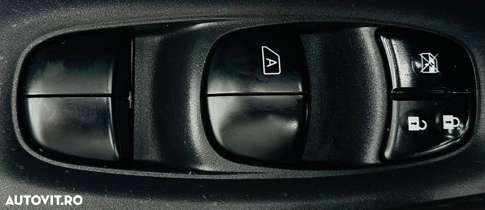 Nissan X-Trail 1.6 dCi N-Connecta - 12