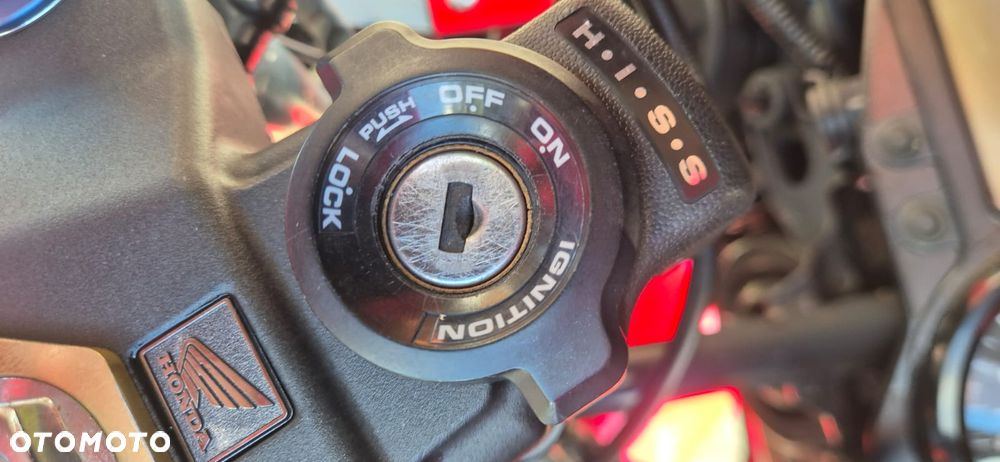 Honda CBR - 11