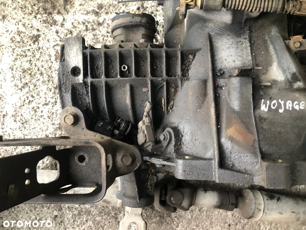 SKRZYNIA BIEGÓW CHRYSLER VOYAGER IV 3.3 AUTOMAT 966 AC - 5