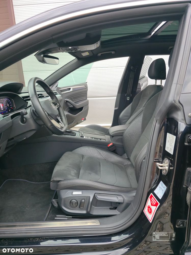 Volkswagen Arteon 2.0 TDI SCR DSG R-Line - 22