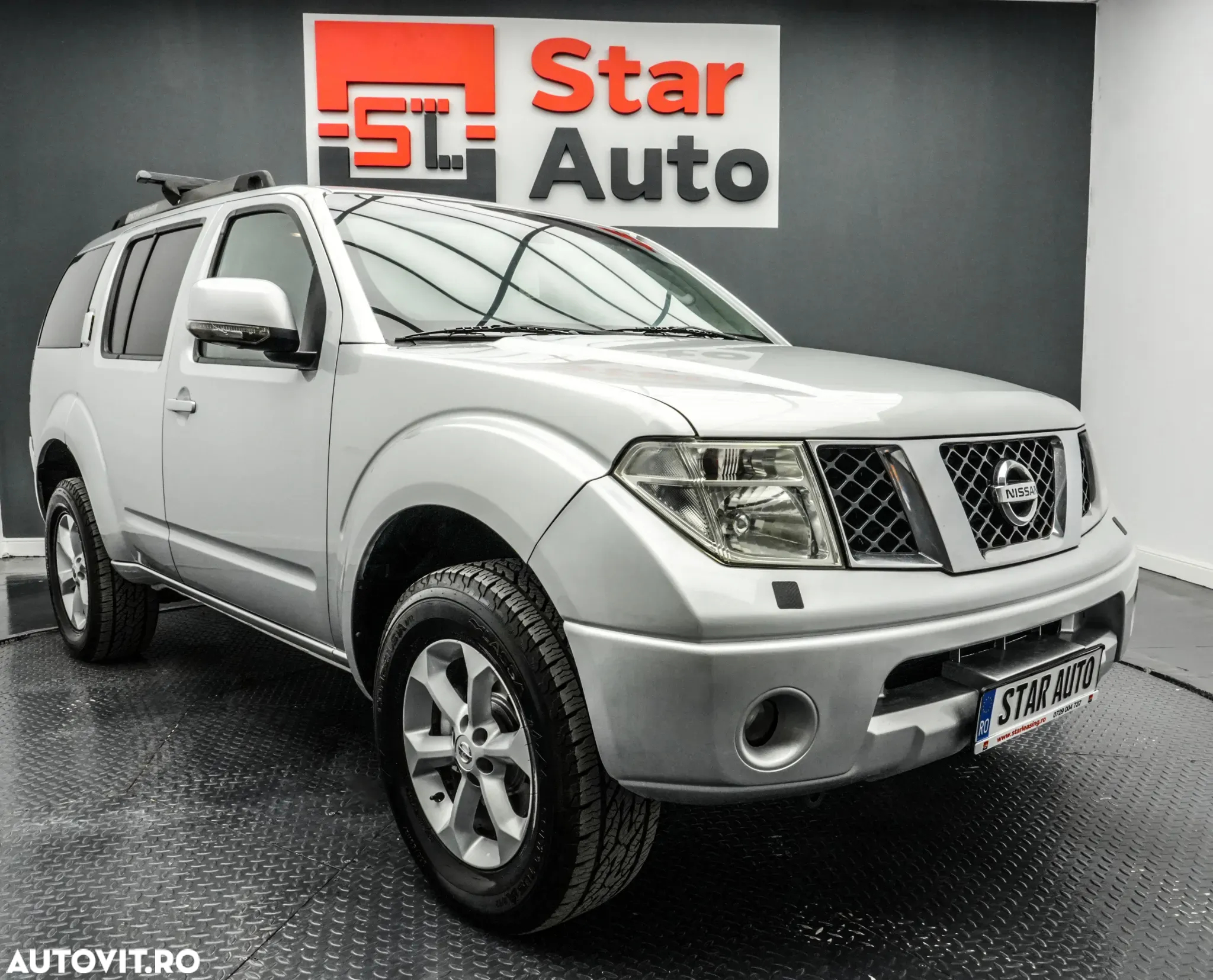 Nissan Pathfinder 2.5 dCi LE Plus - 4