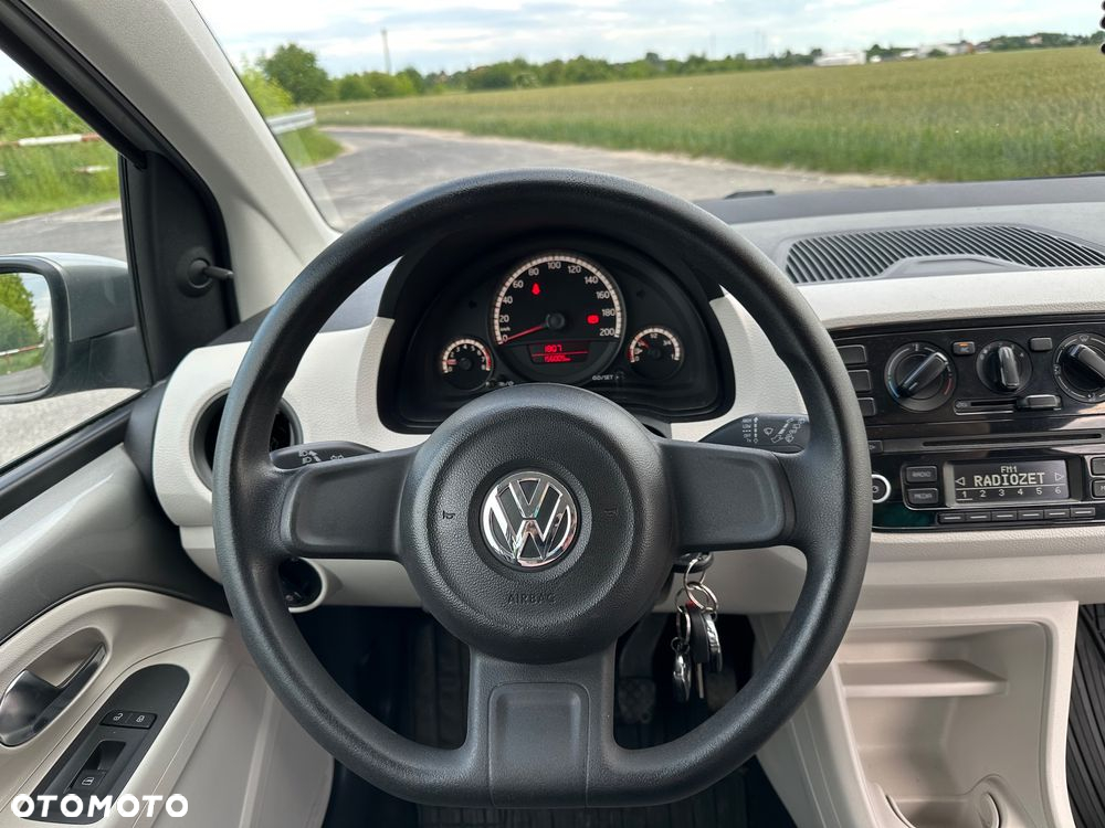 Volkswagen up! 1.0 move - 8