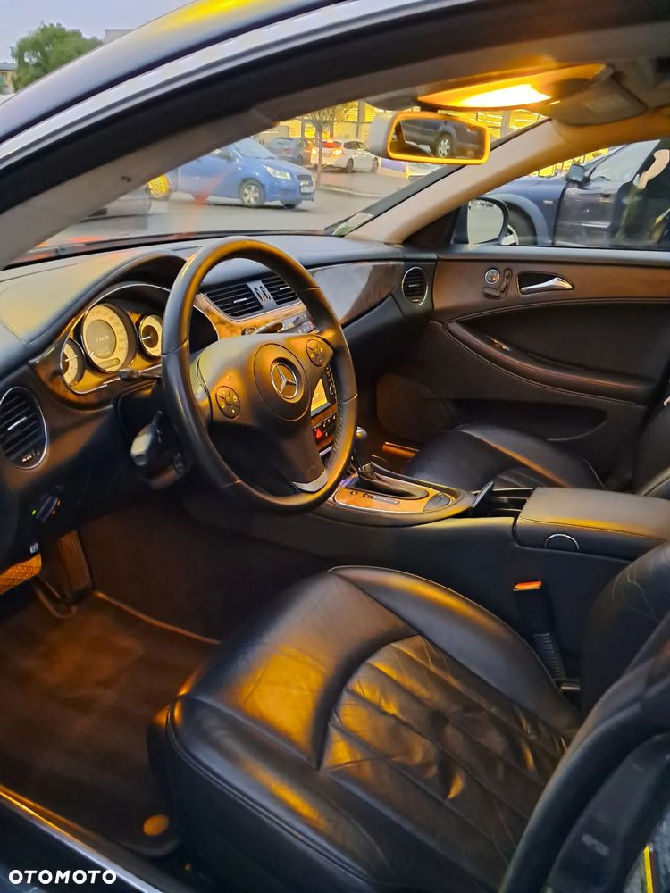 Mercedes-Benz CLS 320 CDI - 12