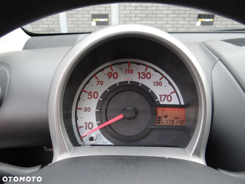 Toyota Aygo 1.0 VVT-i Premium - 29