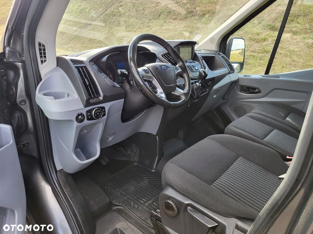 Ford Transit - 2