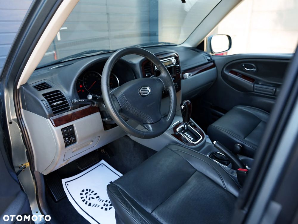 Suzuki Grand Vitara - 19