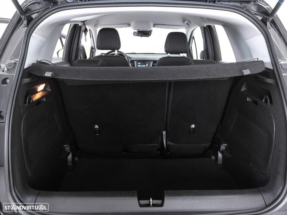 Opel Crossland X - 12