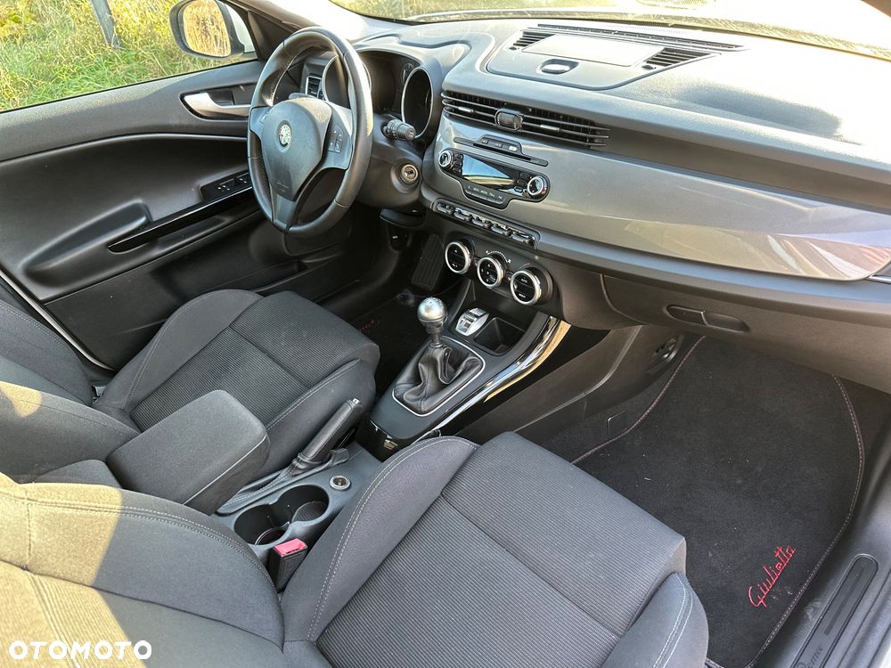 Alfa Romeo Giulietta 1.4 TB Distinctive - 25