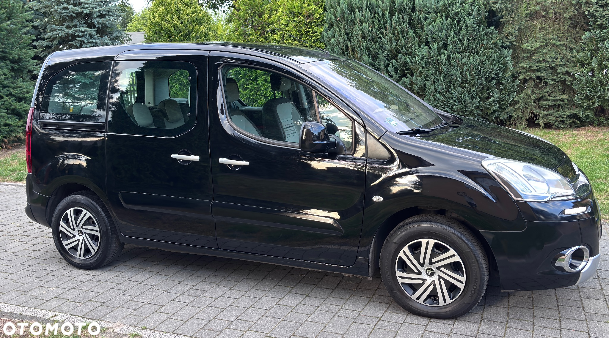Citroën Berlingo Multispace HDi 115 FAP Selection - 16
