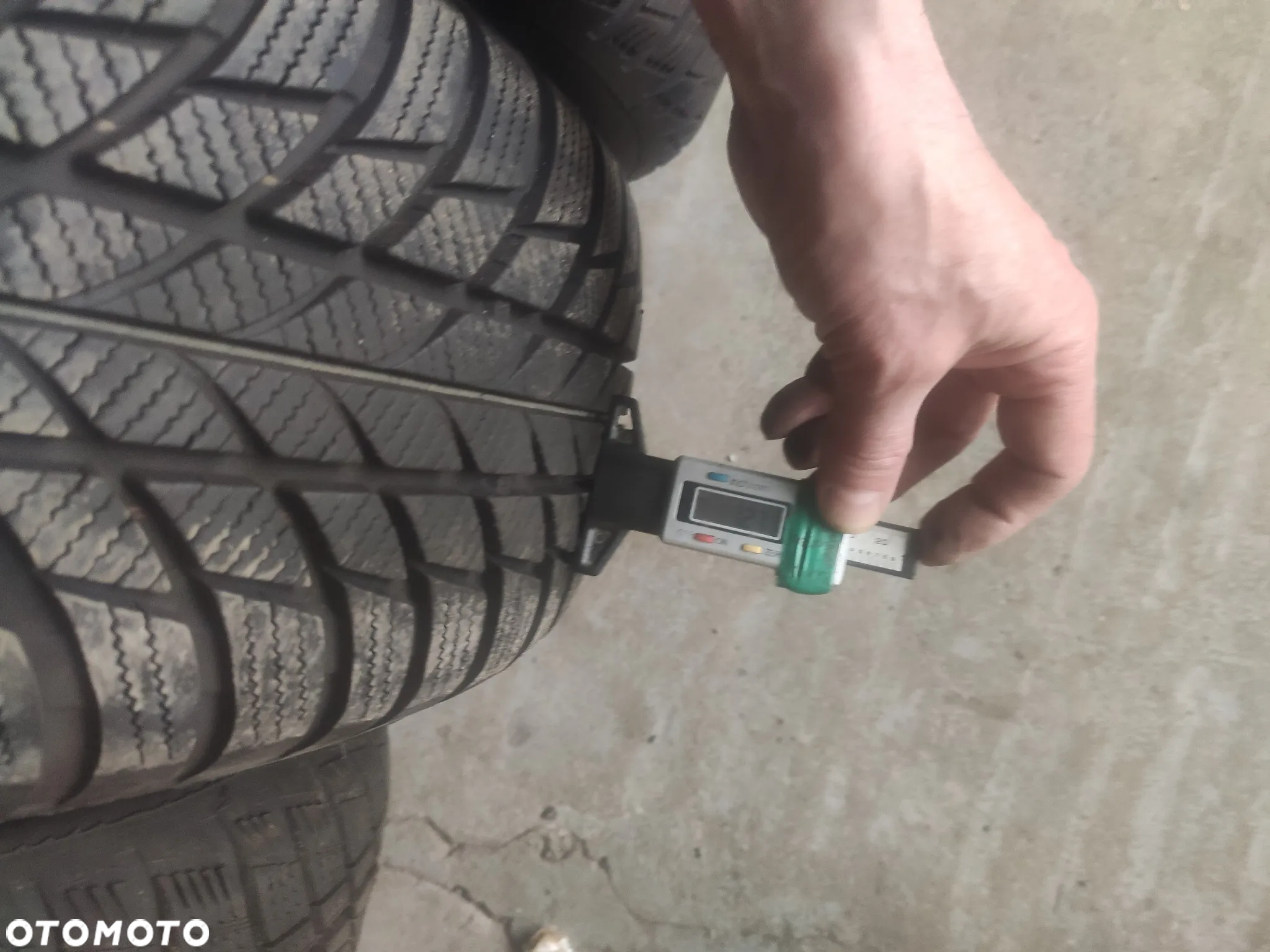 Opony zimowe 2szt. -205/60R16 96H Bridgestone Blizzak LM001. produkcja - -2023r... - 3