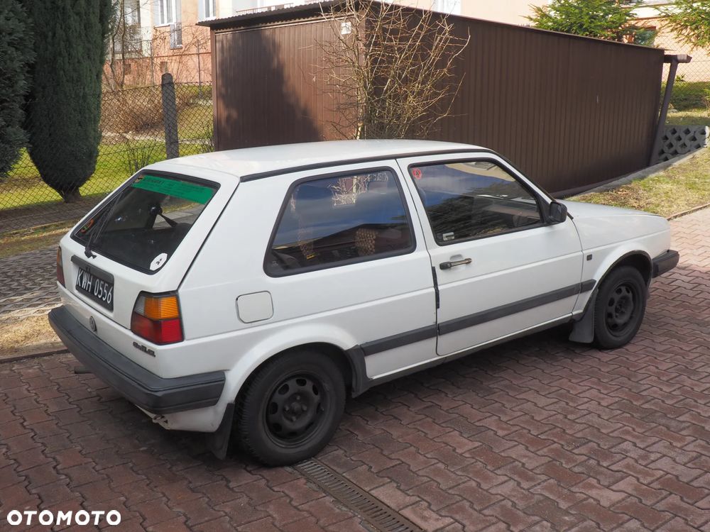 Volkswagen Golf 1.3 - 4