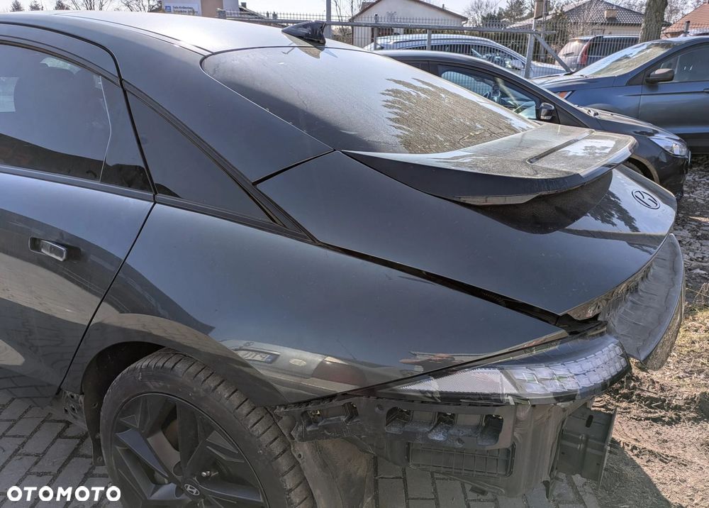 BŁOTNIK LEWY TYŁ TYLNY HYUNDAI IONIQ 6 2023 ROK T2G