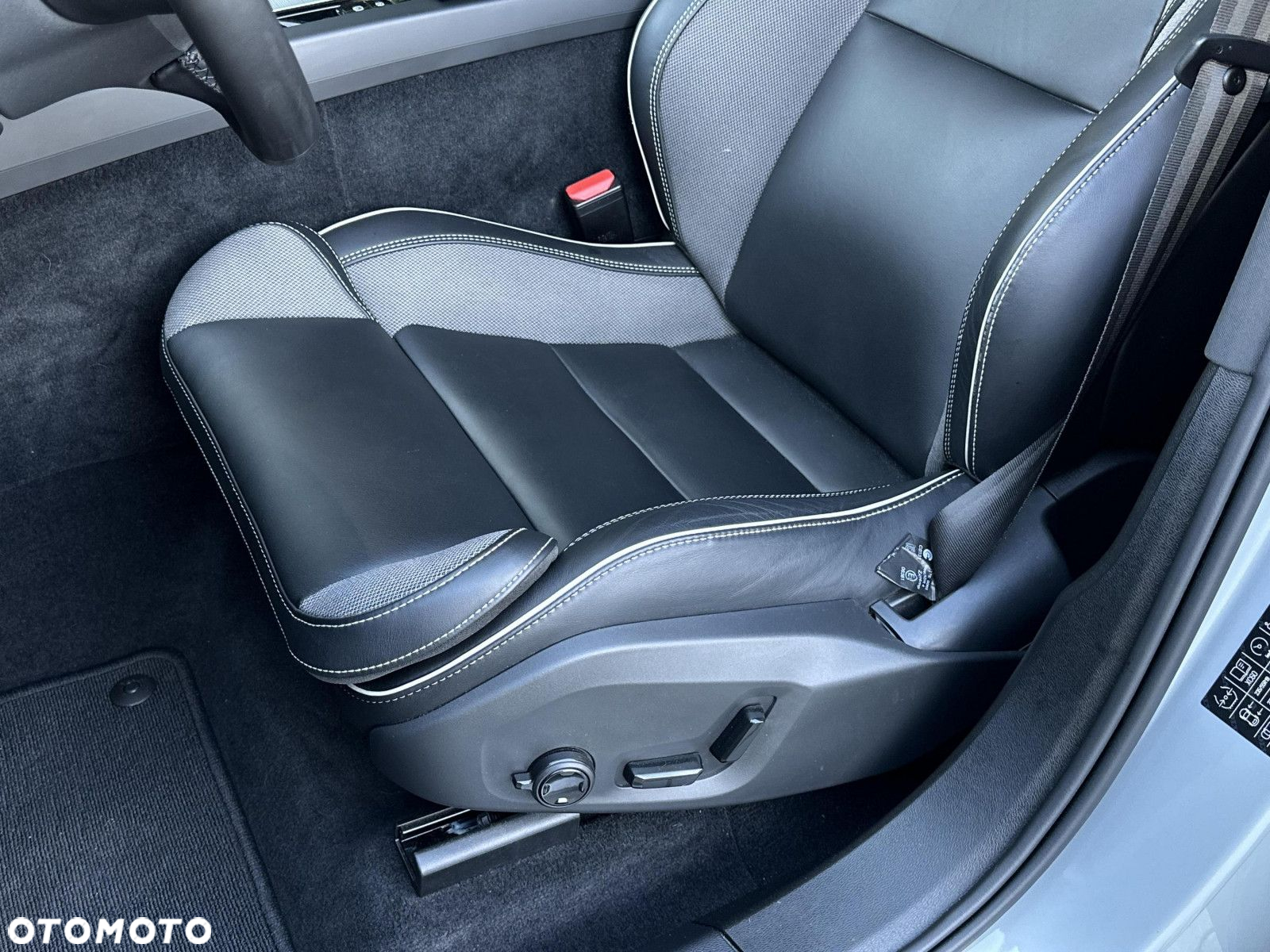 Volvo XC 60 - 11