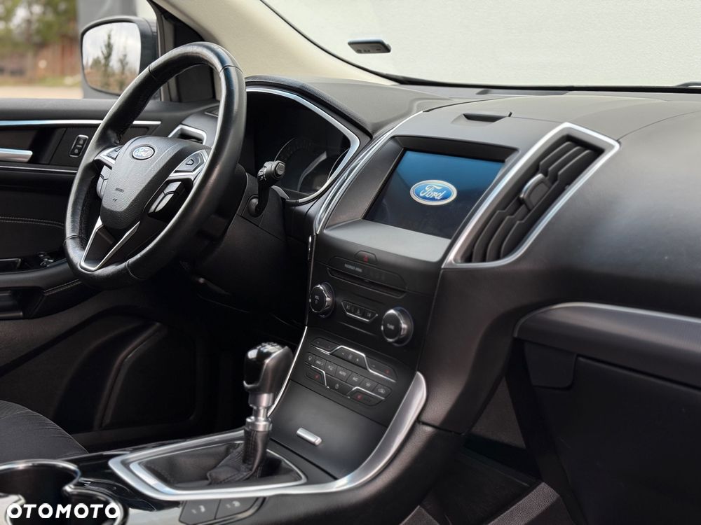 Ford Edge - 24