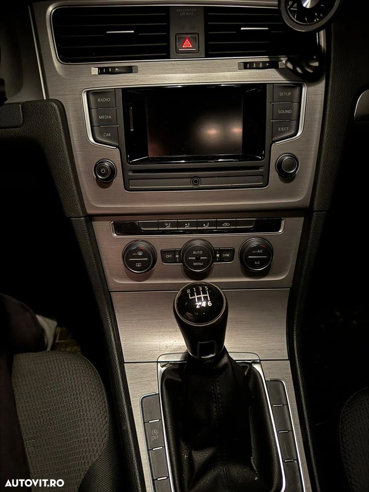 Volkswagen Golf 1.4 TSI BlueMotion Technology Comfortline - 14