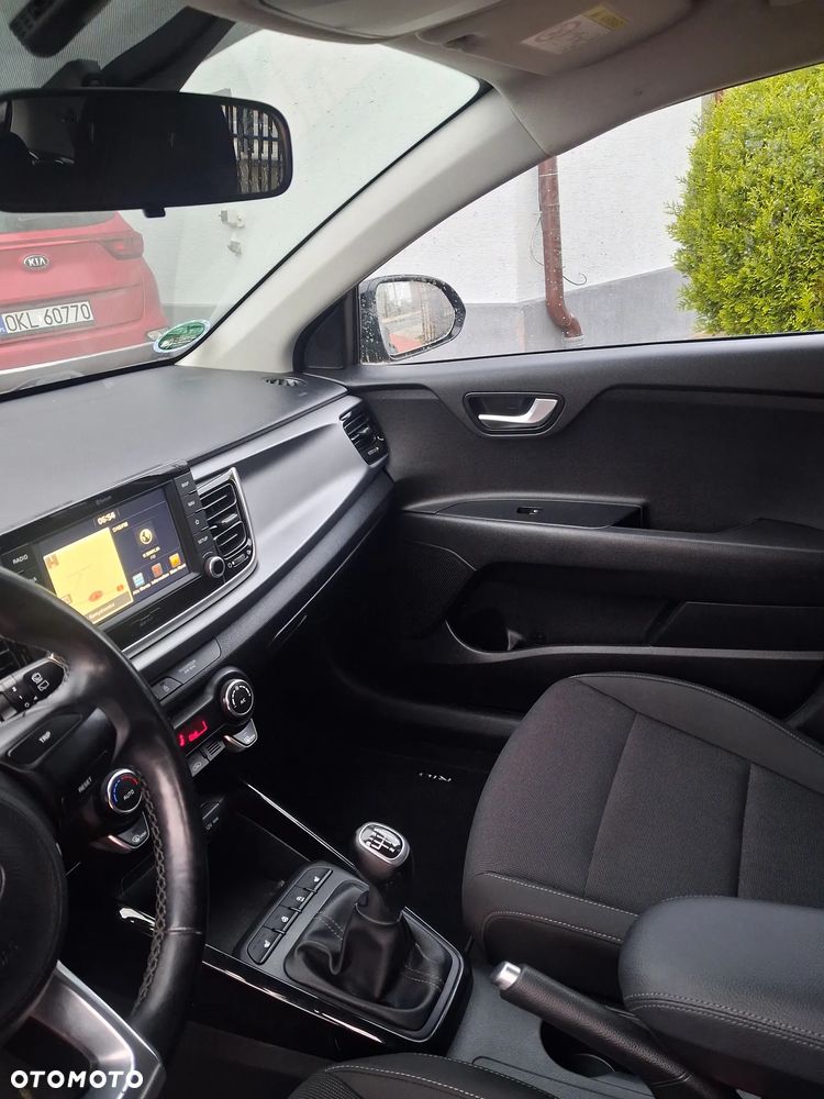 Kia Rio - 9