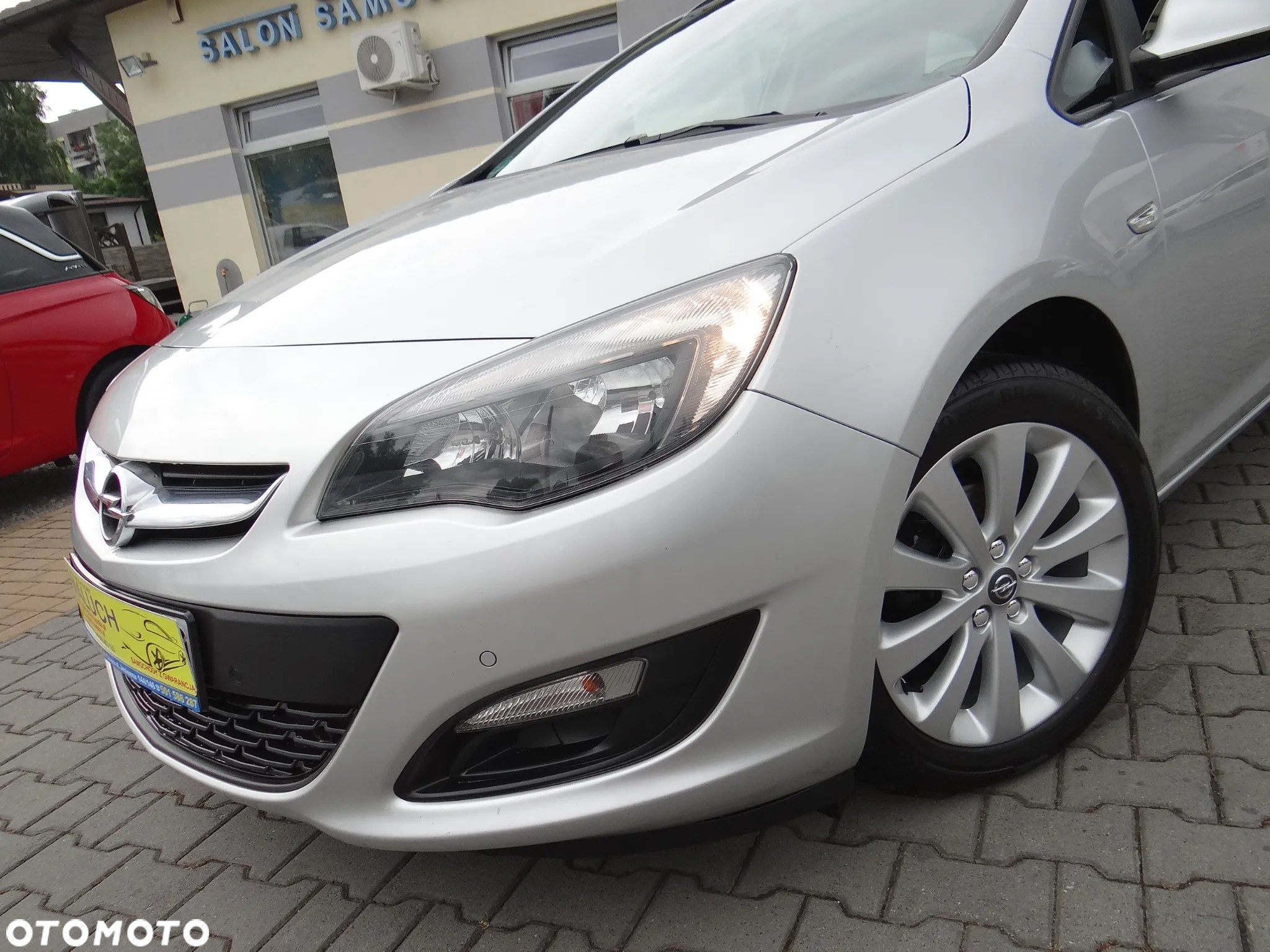 Opel Astra 1.4 Turbo Cosmo - 2